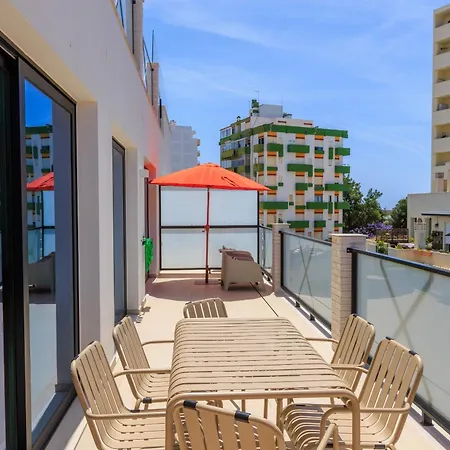 Terra Jazz Brand New 1br W Private Garage Apartment *